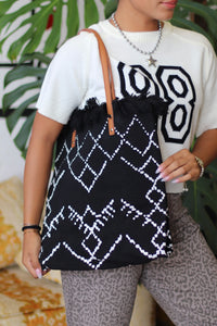 Summer*Door*Buster- Madi Tote || Black