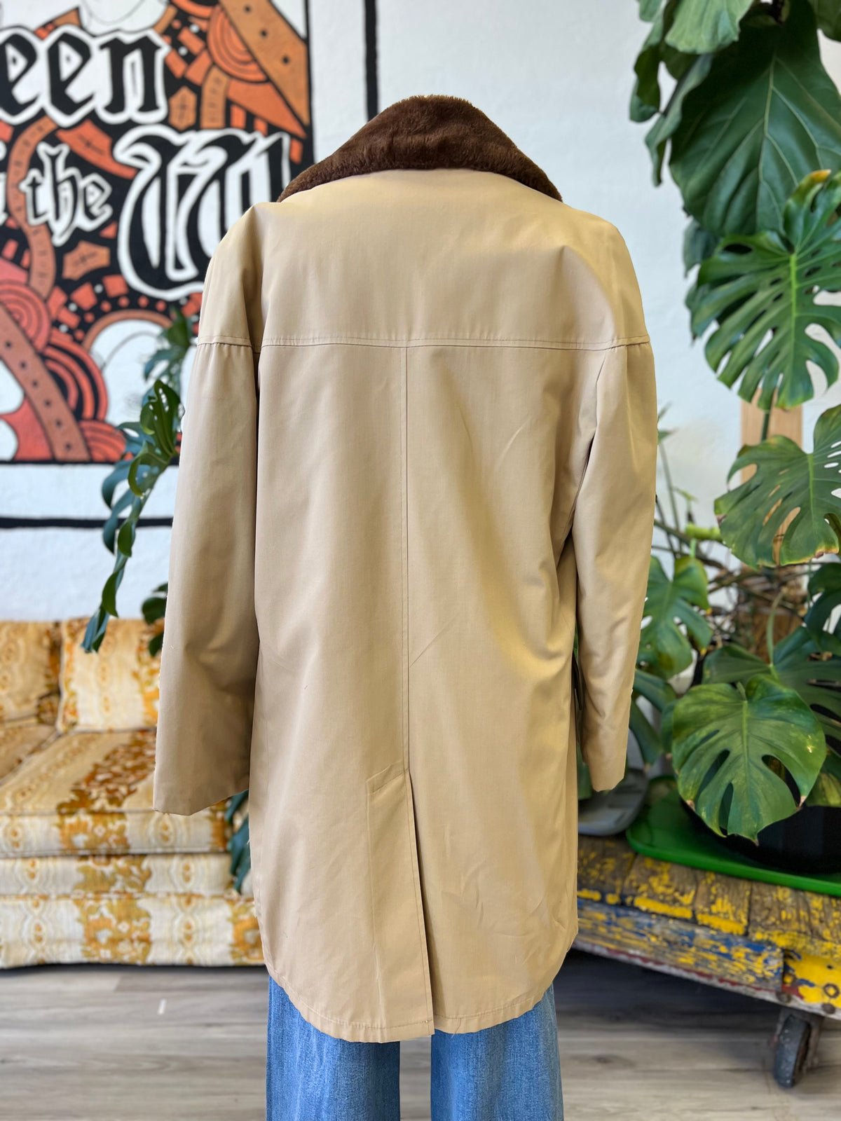 Vault | The Mens Shop Coat XL
