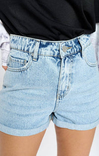 Vicki Rolled Light Wash Shorts