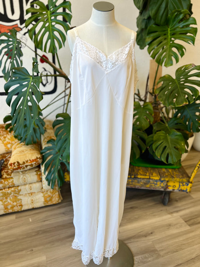 Vault | Long White Slip Dress 2XL