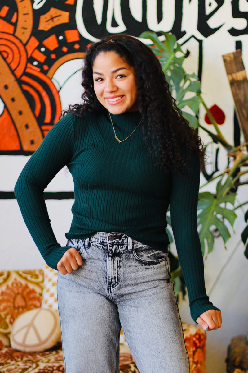 Fitted High Neck Sweater + Hunter Green