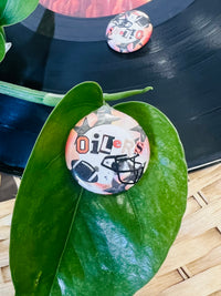 Spirit Buttons + Oilers