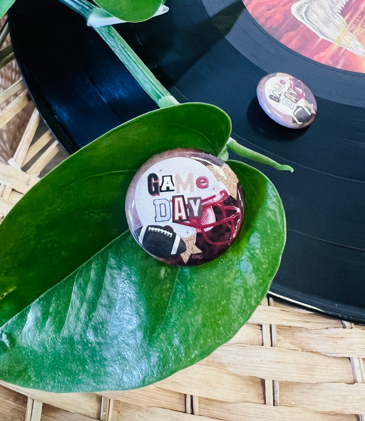 Spirit Buttons + Game Day Leo