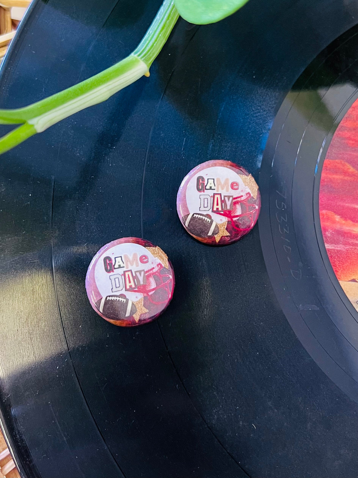 Spirit Buttons + Game Day Leo