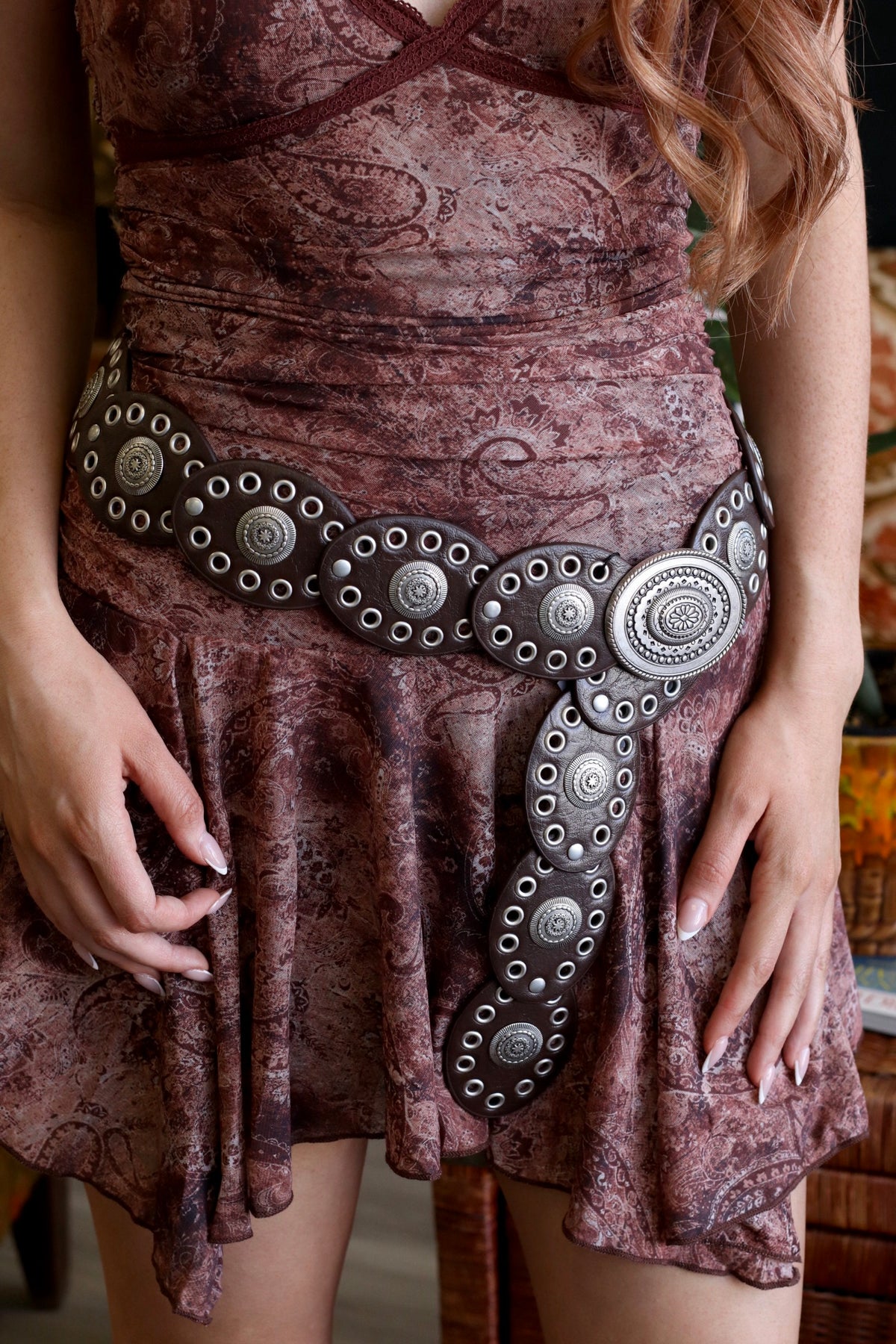 Brown 90s Style Boho Eyelet Oval Disc Belt